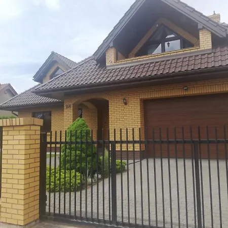 Norwida 28 - 300m Od Plazy Apartment